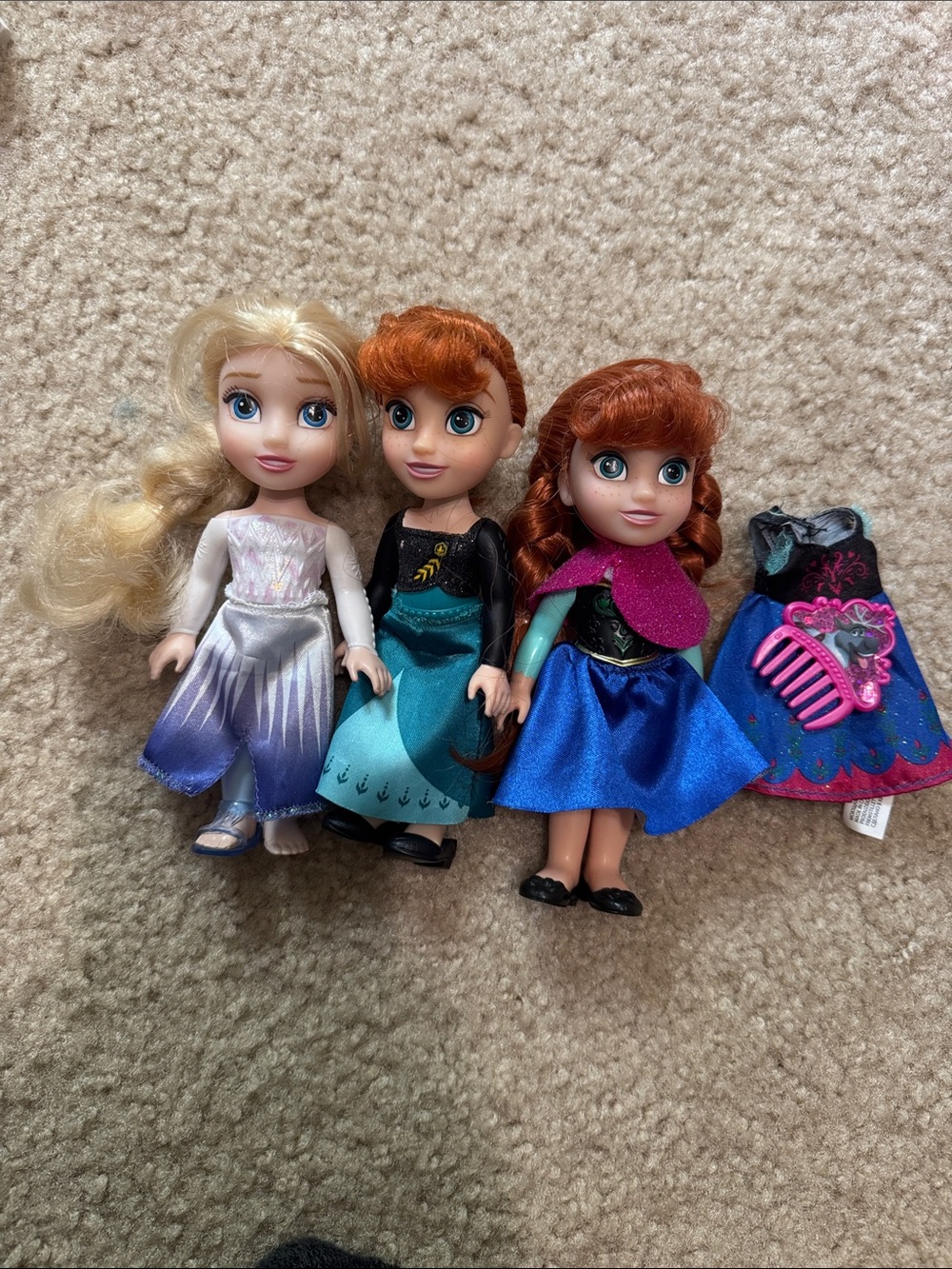 Disney Frozen Petite Dolls